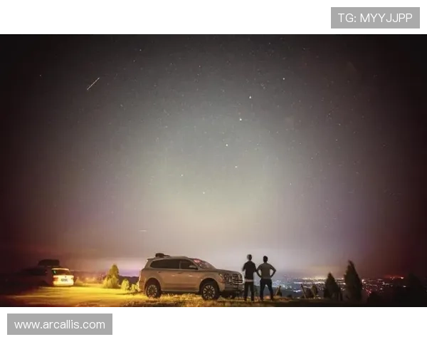 星空足球场：在璀璨星空下尽情挥洒汗水，享受浪漫与运动的完美结合